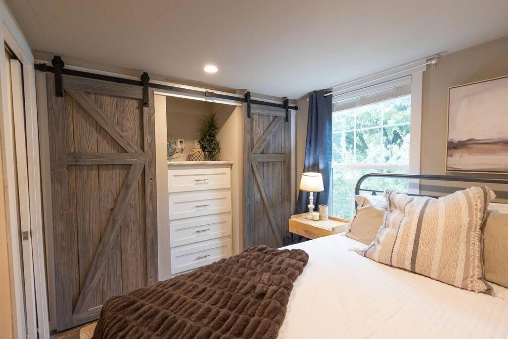 Pet Friendly Tiny House Rental With New Access To Guadalupe River Nbtx New Braunfels Zewnętrze zdjęcie