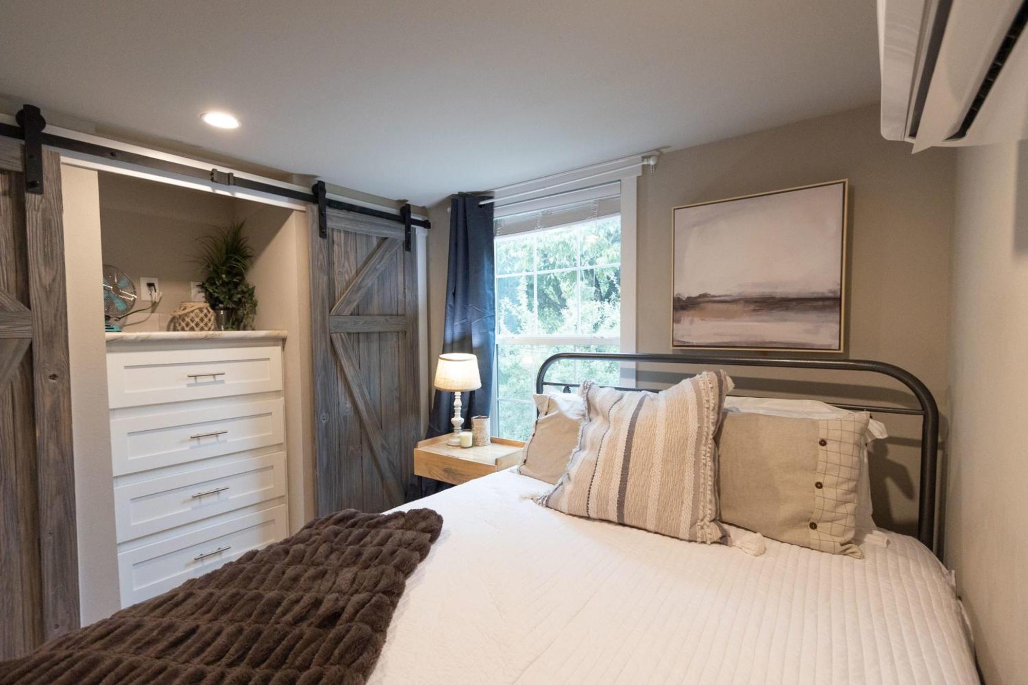 Pet Friendly Tiny House Rental With New Access To Guadalupe River Nbtx New Braunfels Zewnętrze zdjęcie